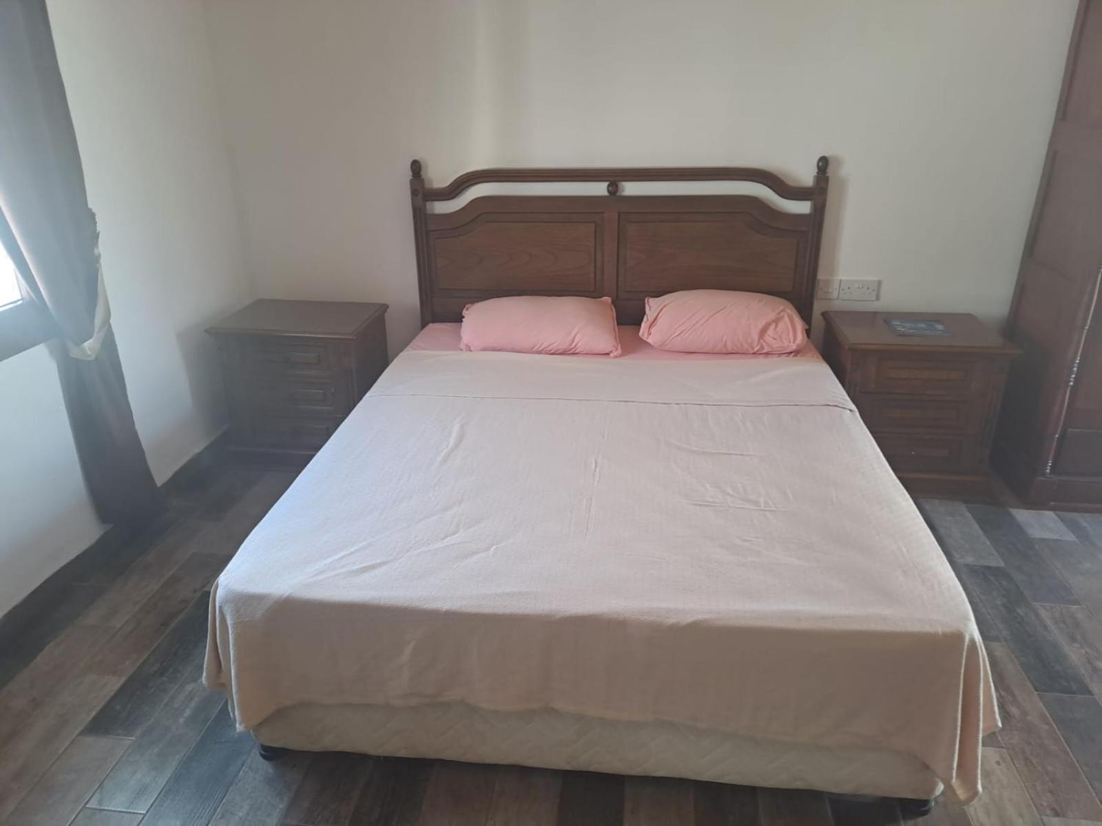 Magic Moon Guest House Famagusta  Bagian luar foto